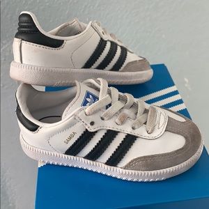 Toddler boys adidas shoes